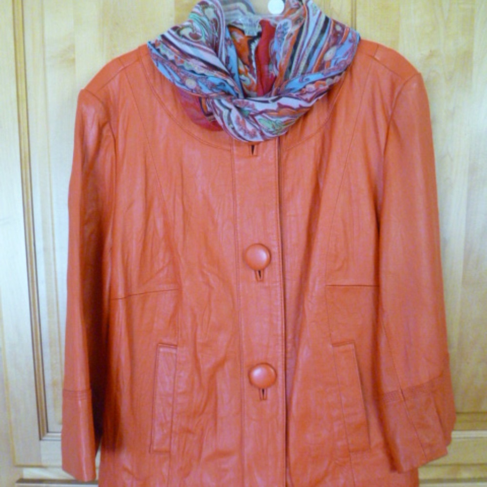 COLDWATER CREEK ORANGE LEATHER SHORT JACKET